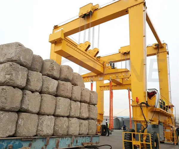 80T double-girder straddle carrier