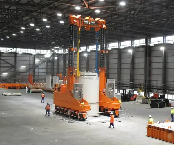 200T single-girder hydraulic straddle carrier