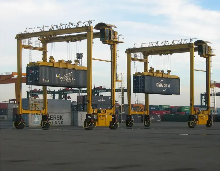 Container handling project 4