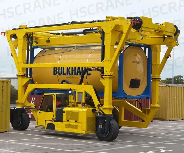 Explosion-proof straddle carrier